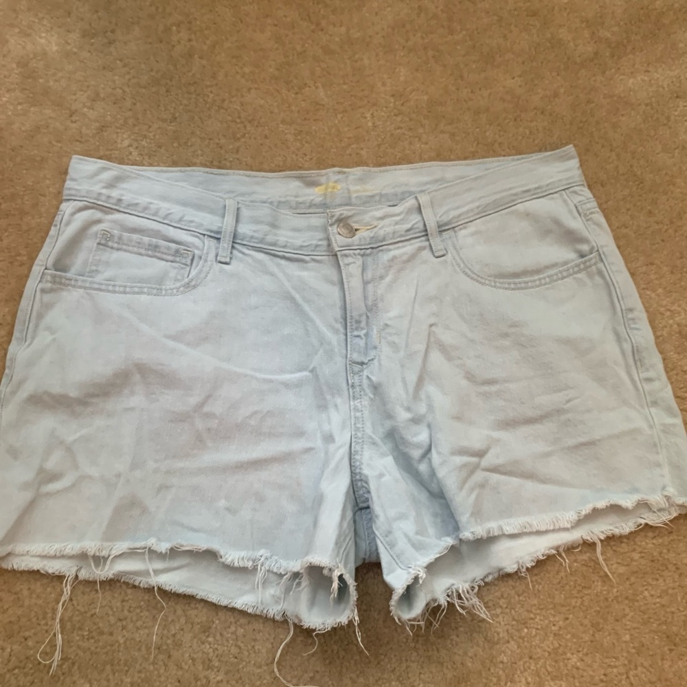 Light denim shorts